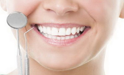 哪种方法美白牙齿伤害最小