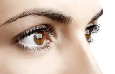双眼皮手术忌口发物一览表_双眼皮定型霜是否有用?