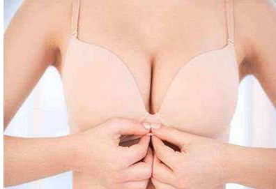 怎么判断乳房有没有下垂_断奶之后乳房会变大吗