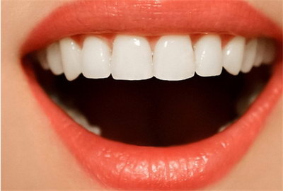 治疗牙齿后多久可以吃东西_牙齿根部楔形缺损怎么治疗