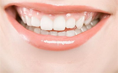 肌肤之食牙齿美白精华露安全吗