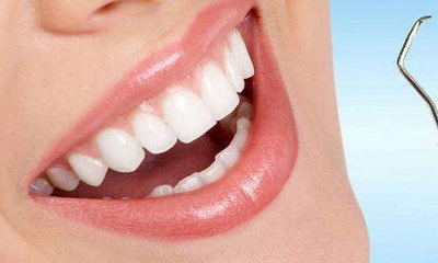 怎样使牙齿变白最快最有效_泉州牙齿正畸的医院