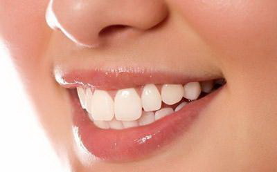 拔完第一颗智齿多久拔第二颗_智齿导致旁边大牙侧面蛀牙