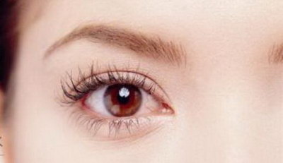 双眼皮手术恢复时间:了解如何保持佳美容状态_割完双眼皮多久能恢复
